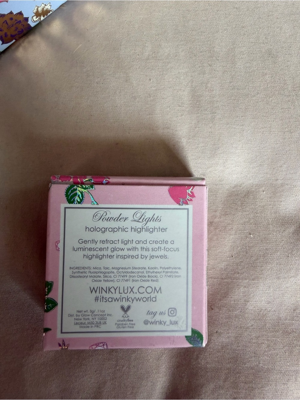 WINKY LUX Lip Balm & Gloss Set with Pink, White, Gold, Purple Accents - Picture 2 of 5